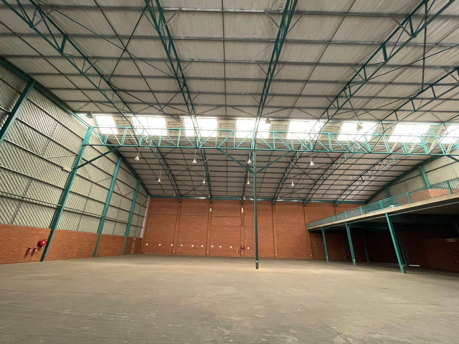 2270  m² Industrial space in Pomona photo number 12