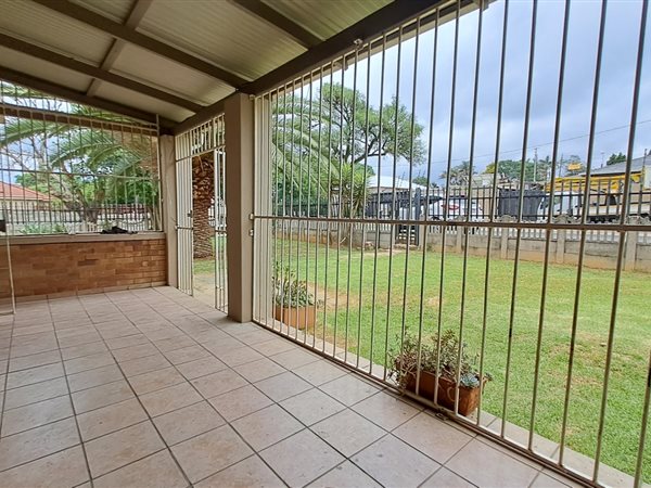 3 Bedroom House 3 Bedroom House
