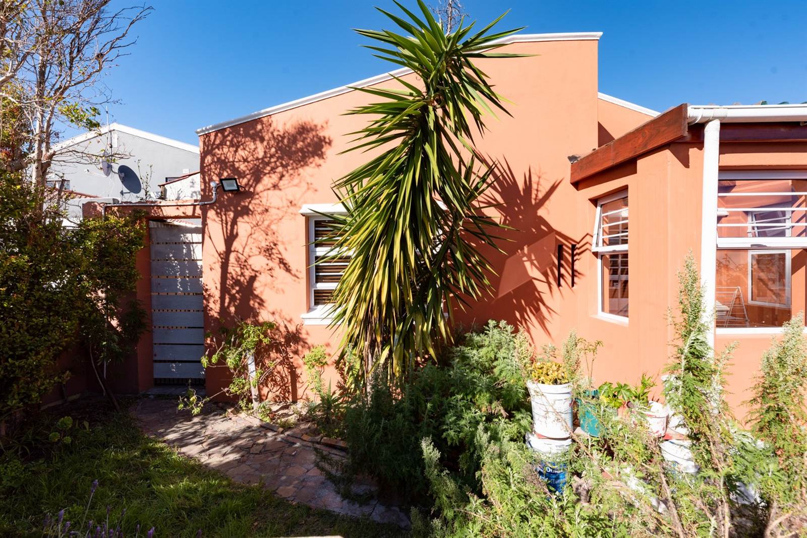 3 Bed House in Steenberg photo number 18