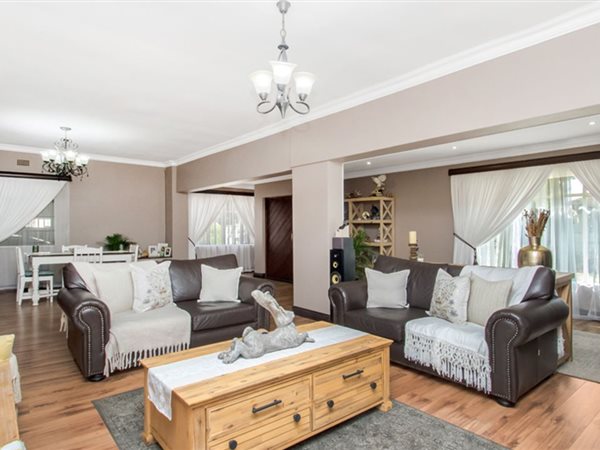 3 Bedroom House 3 Bedroom House