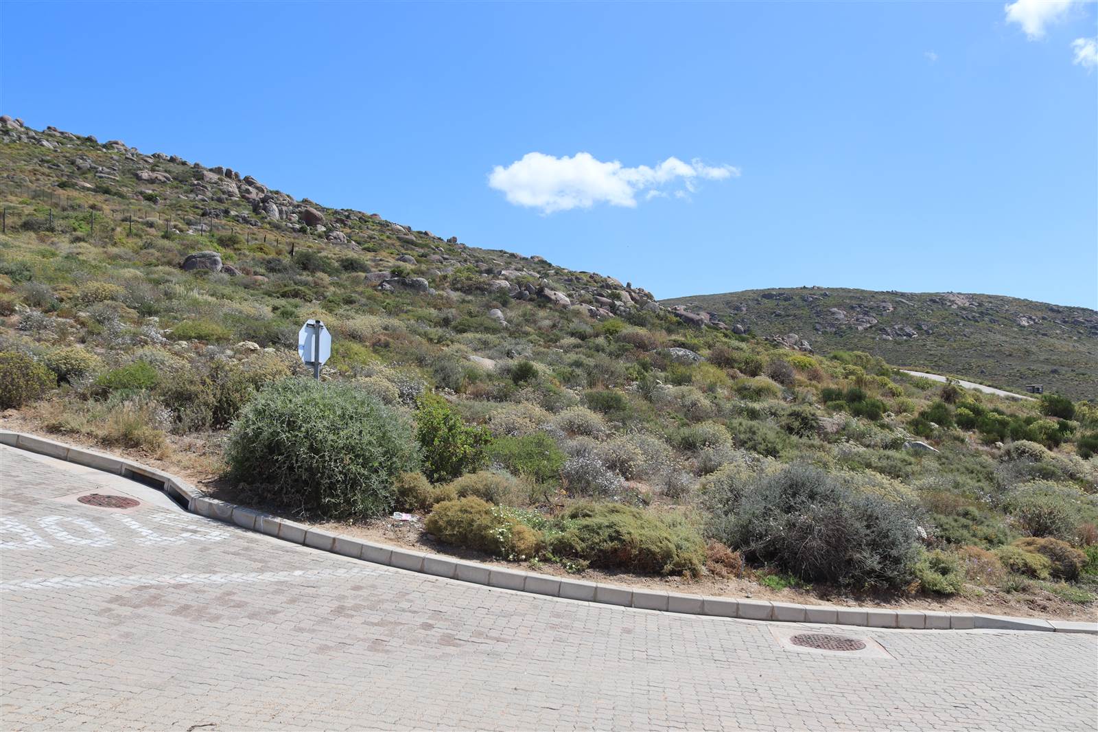 453 m² Land available in St Helena Views photo number 2
