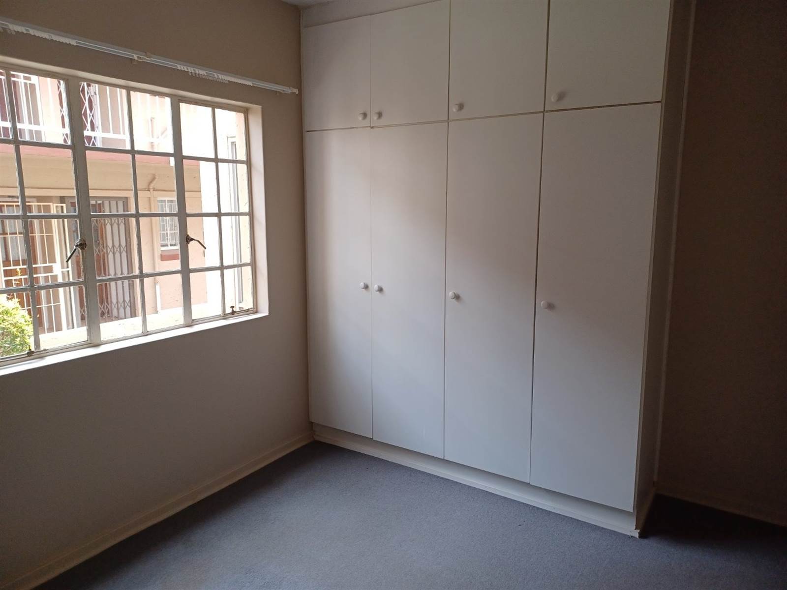 1 Bed Apartment in Parys photo number 17