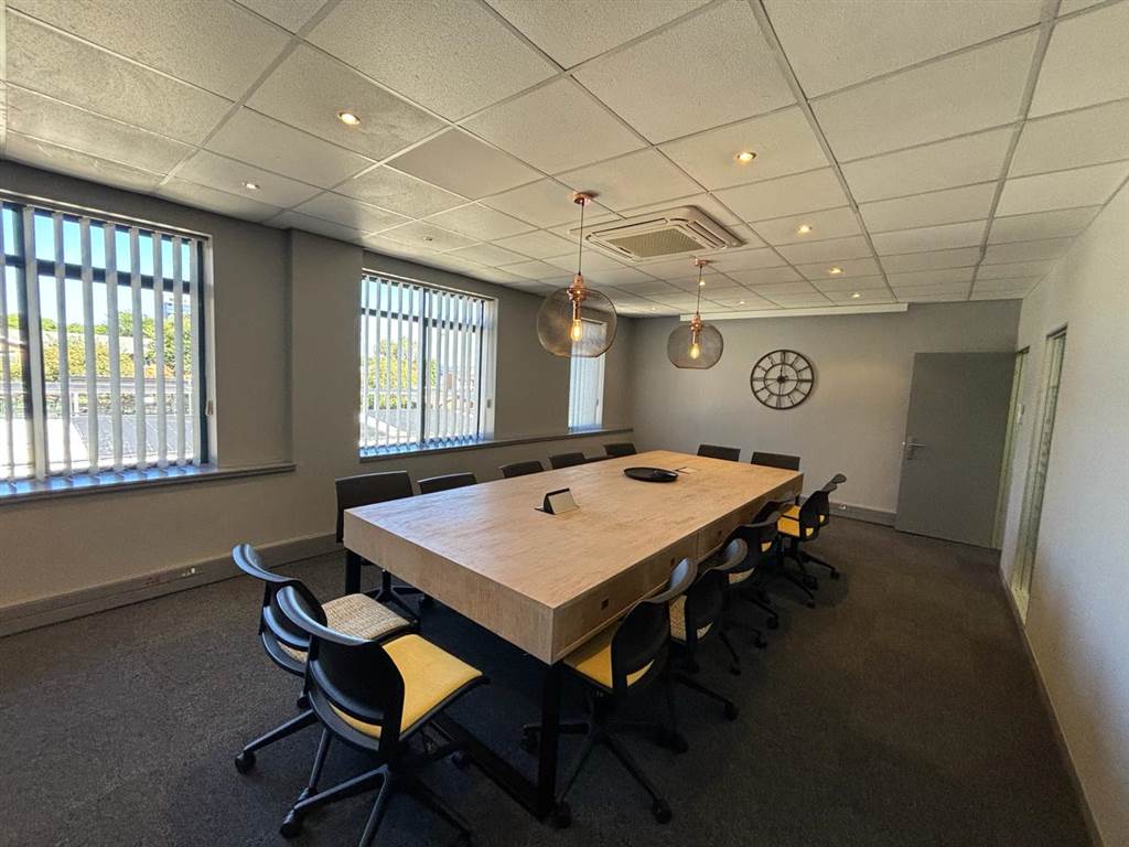 17.1  m² Commercial space in Rosebank photo number 17