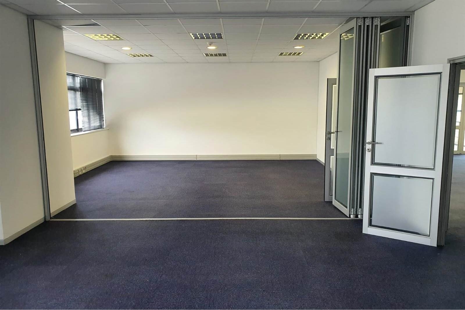 610  m² Commercial space in Newton Park photo number 4