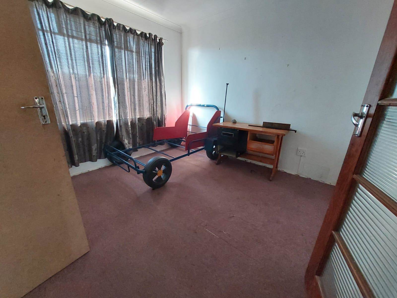 2.5 Bed Apartment in Pretoria Gardens photo number 7