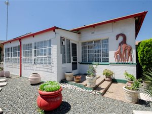 2 Bed House in Nigel Central