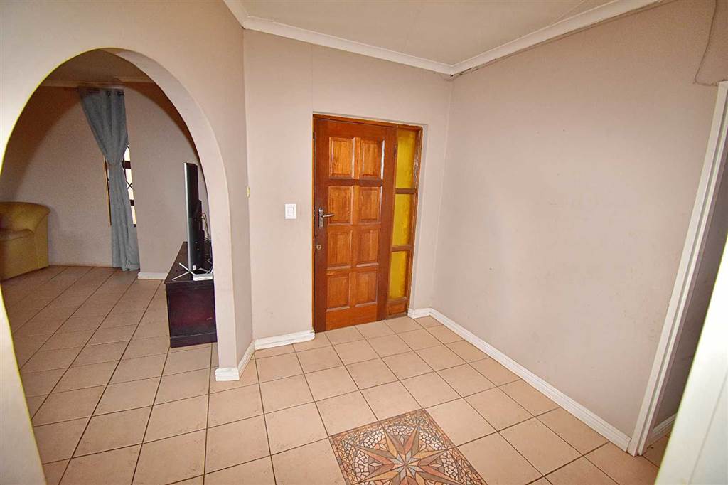 3 Bed House for sale in Leondale T4743355 Private Property
