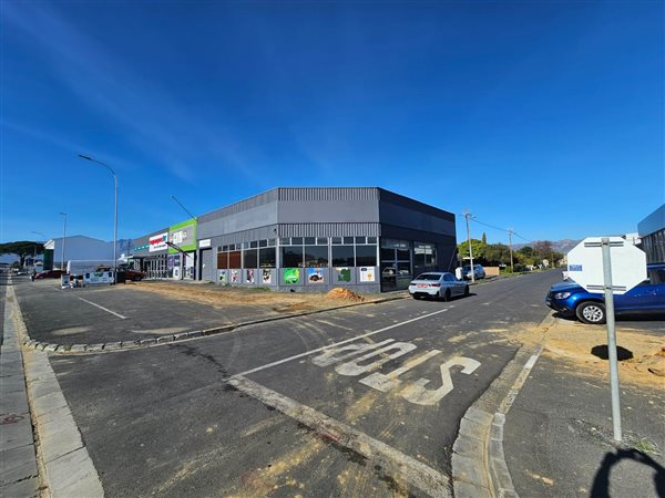 350 m² Commercial space 350 m² Commercial space