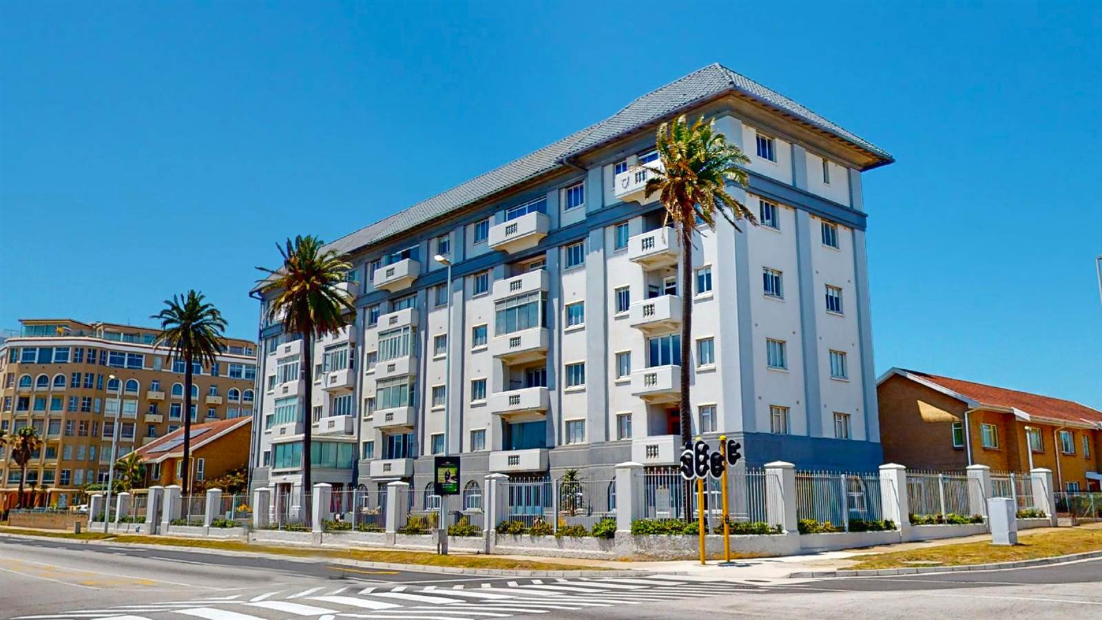 2 Bed Apartment in Summerstrand photo number 30