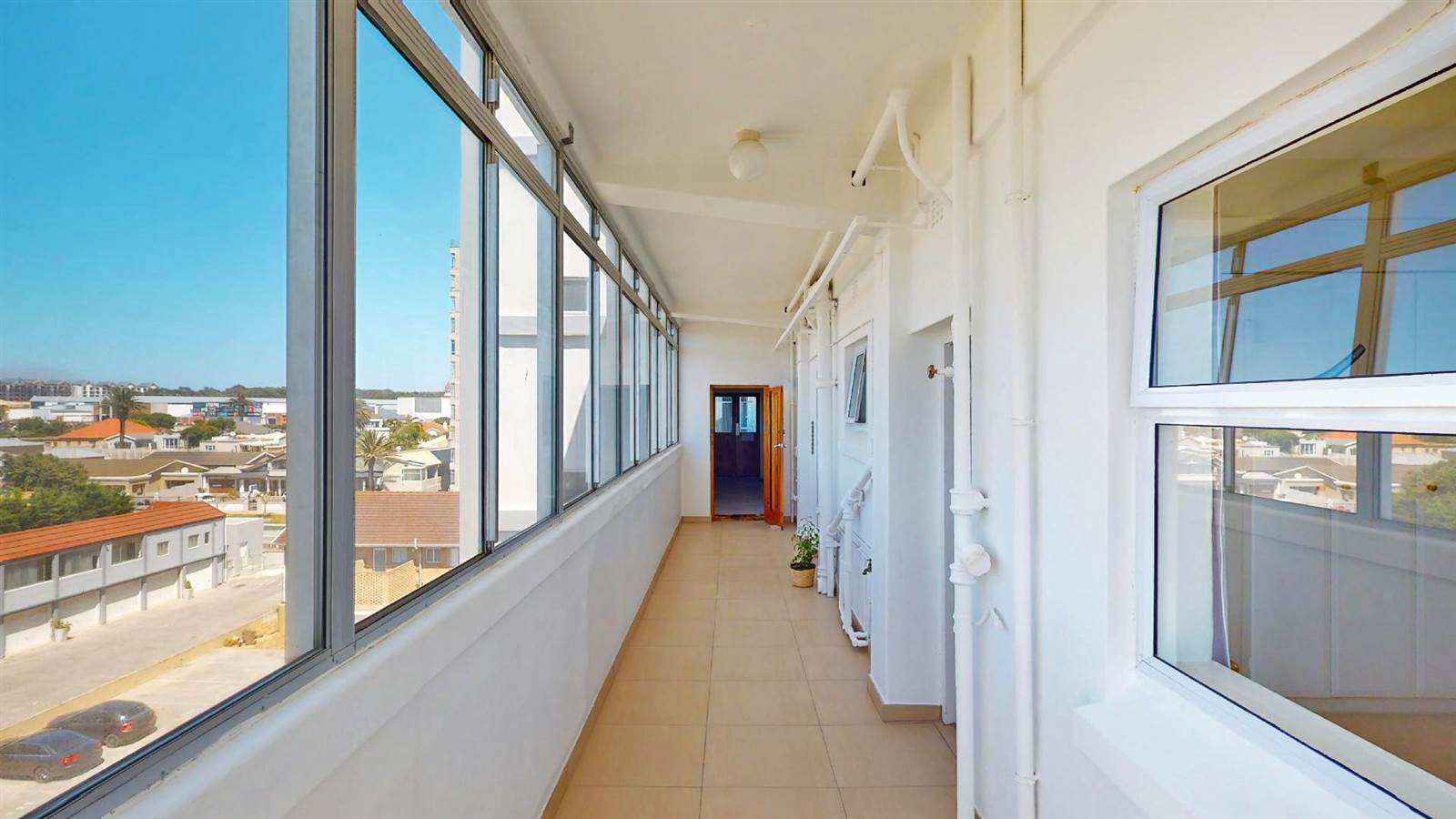 2 Bed Apartment in Summerstrand photo number 28