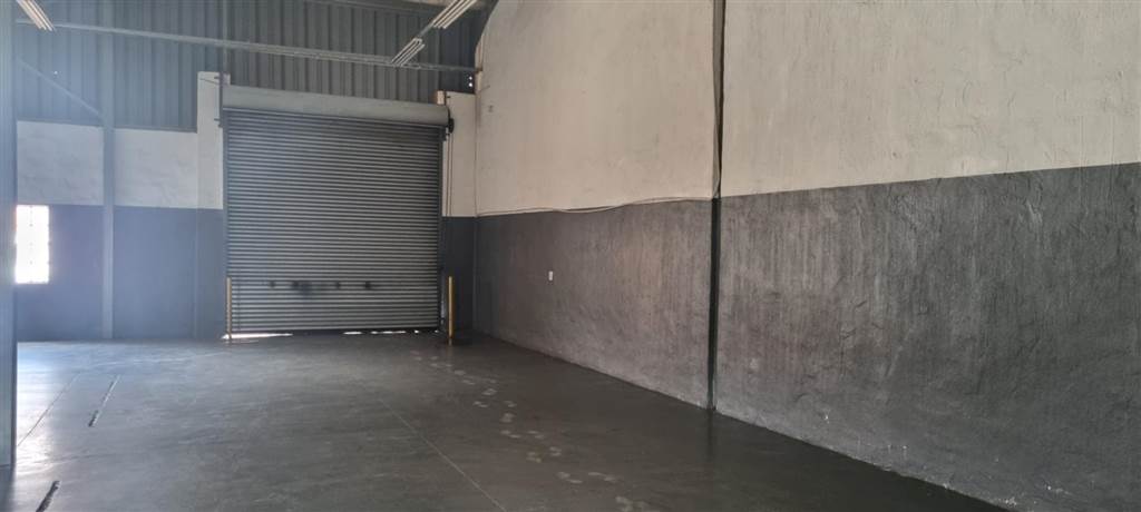 206  m² Industrial space in Silverton photo number 3