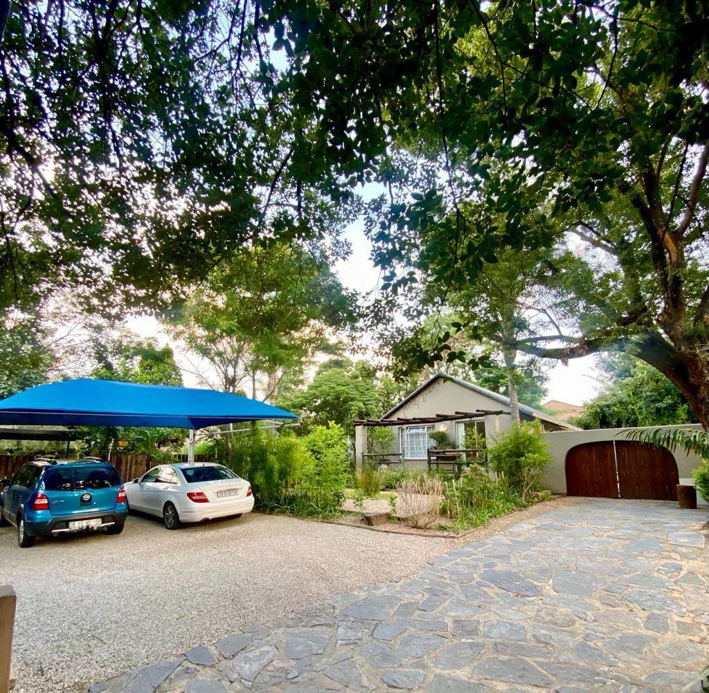 1 Bed Garden Cottage in Johannesburg North photo number 3