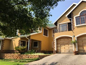 4 Bed House in Eldoglen