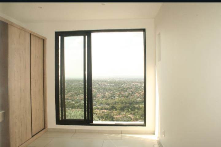 2 Bed Apartment in Observatory photo number 13