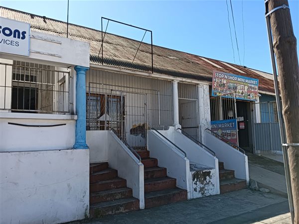 Commercial space in Uitenhage Central