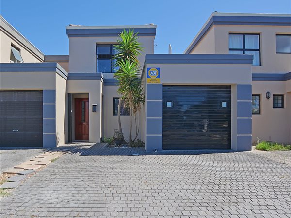 2 Bedroom Townhouse 2 Bedroom Townhouse