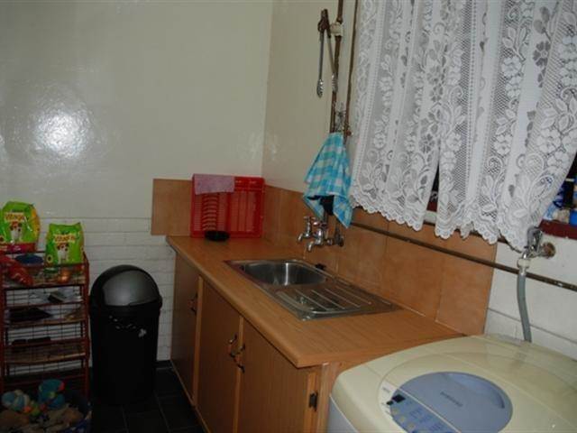 3 Bed House in Oudorp photo number 5