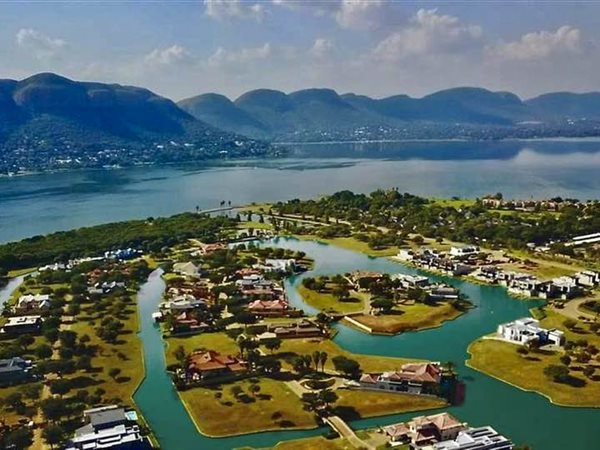 5900 m² Land available in The Islands Estate