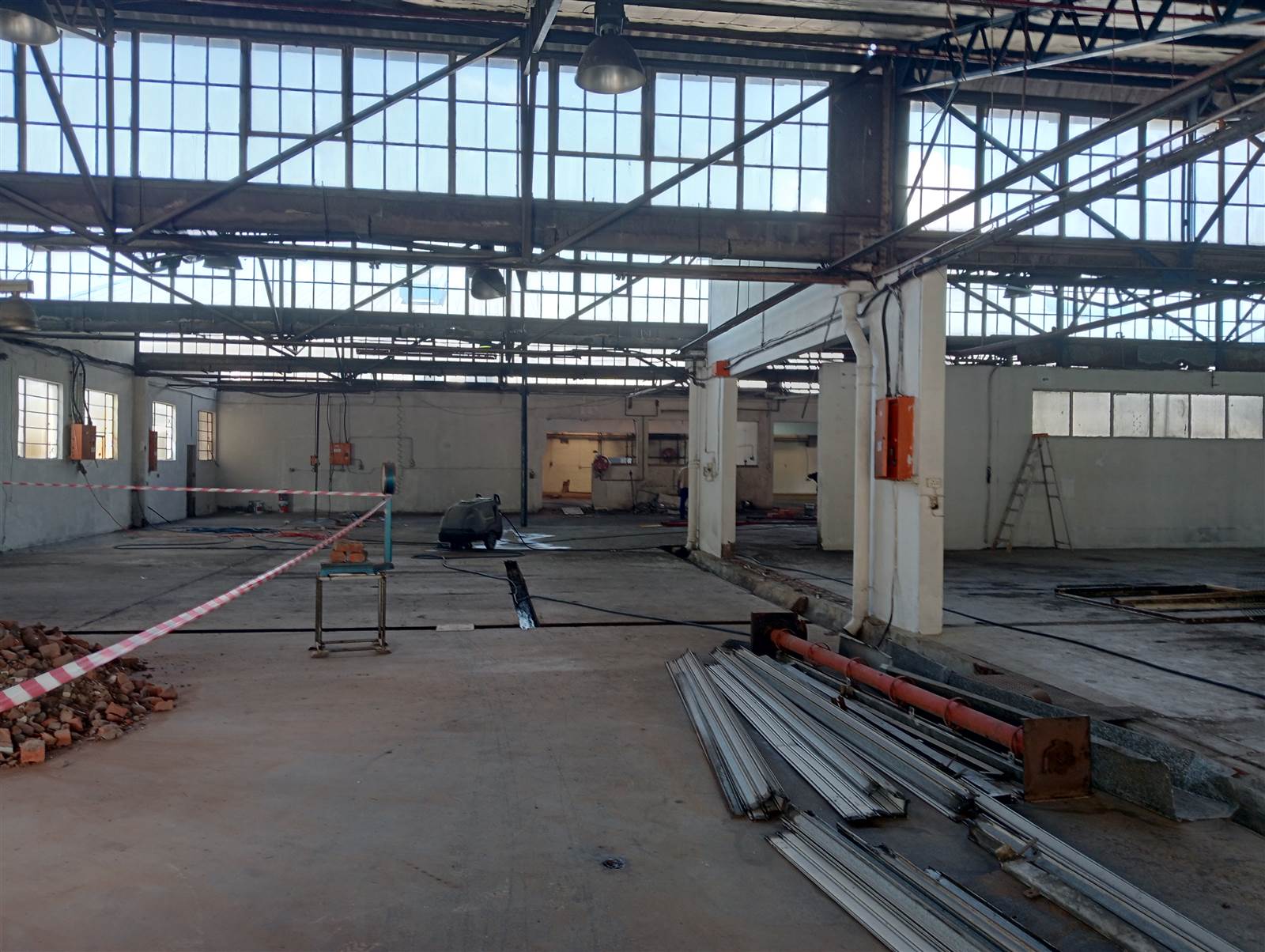 960  m² Industrial space in New Germany photo number 5