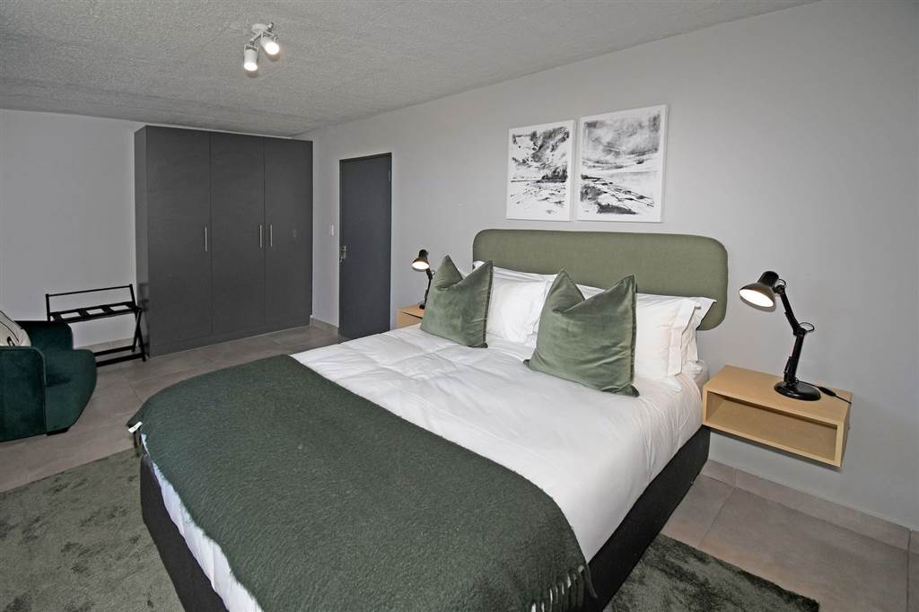 2 Bed Apartment to rent in Lynnwood Glen RR4200693 Private Property