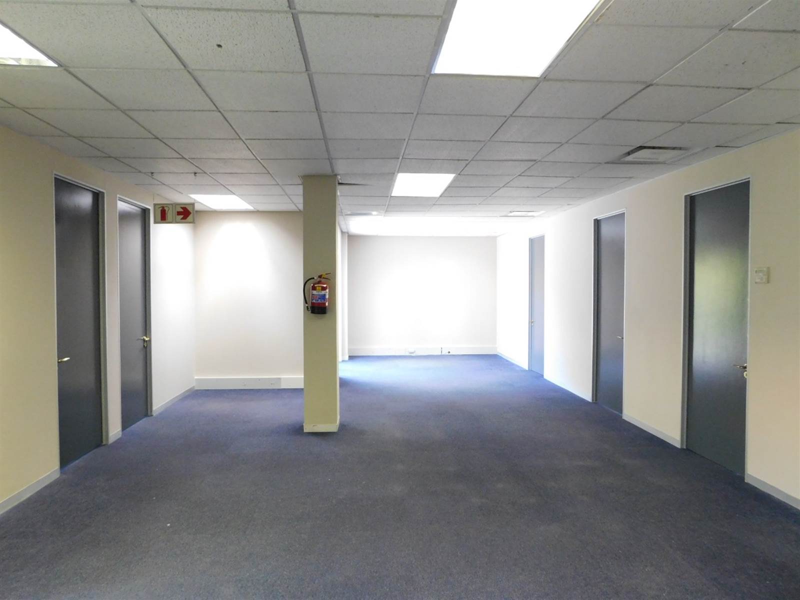 220  m² Commercial space in Ferndale photo number 14