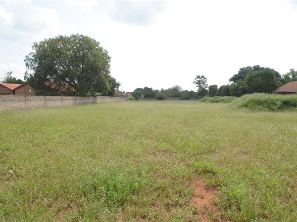 4 064 m² Land