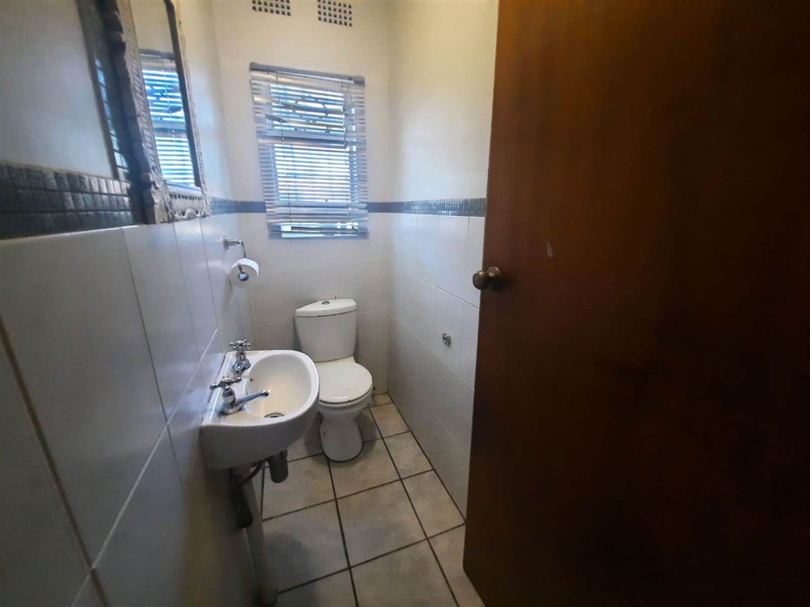 4 Bed House in Witbank Central photo number 14