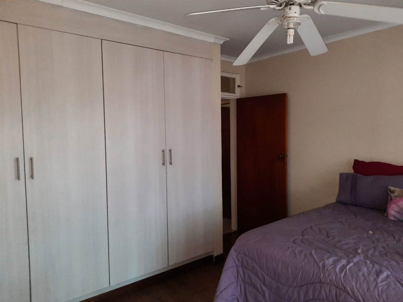 4 Bed House in Witbank Central photo number 16