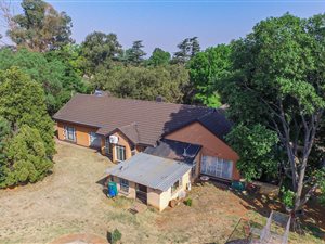 7 Bed House in Valley Settlements AH