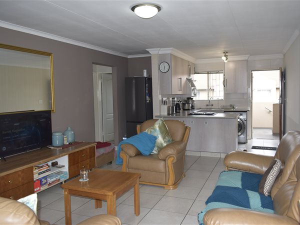 2 Bedroom Townhouse 2 Bedroom Townhouse