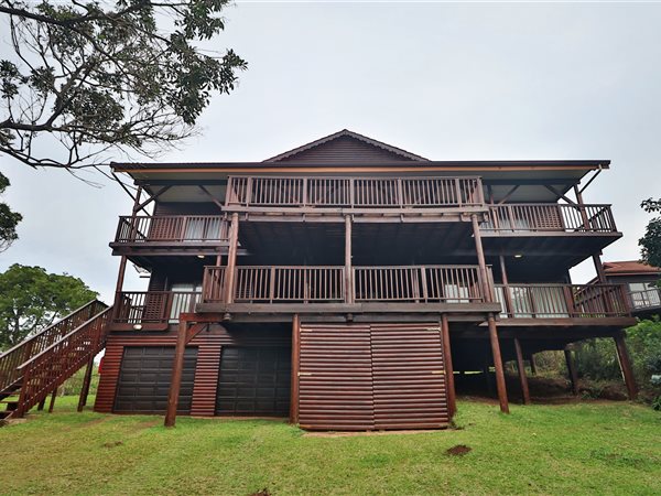 6 Bed House in Bazley Beach