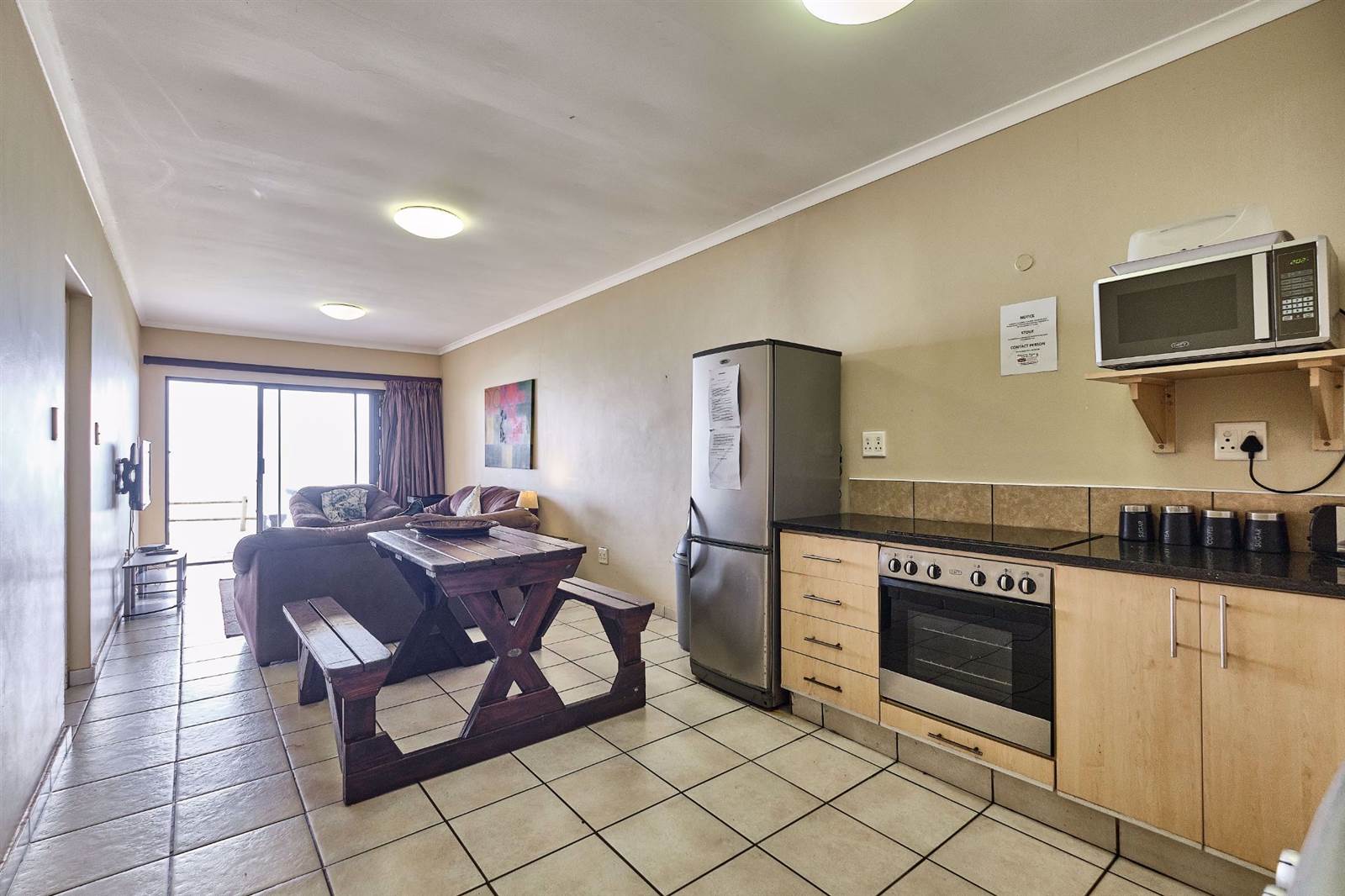 3 Bed Apartment in Winklespruit photo number 10