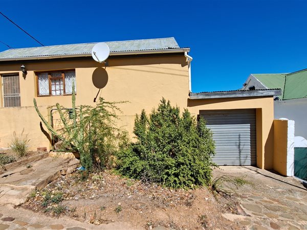 2 Bedroom House 2 Bedroom House