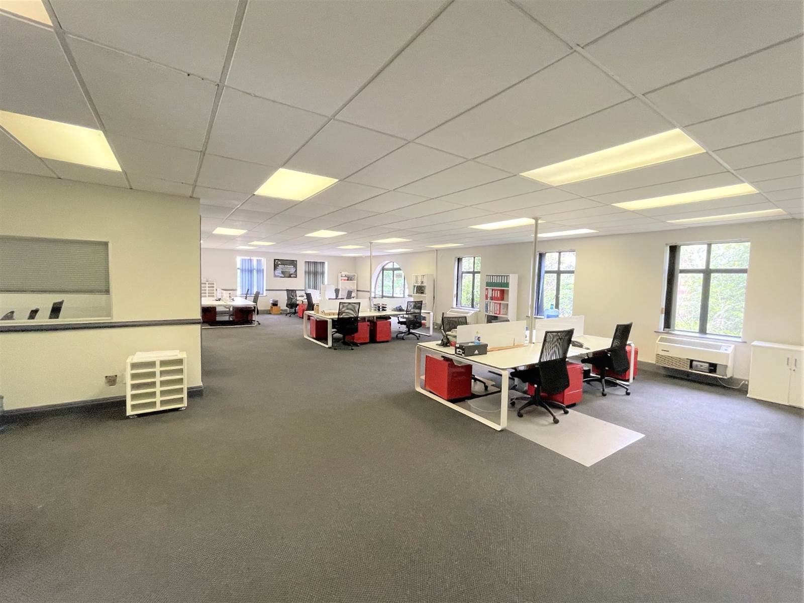 750  m² Office Space in Bryanston photo number 10