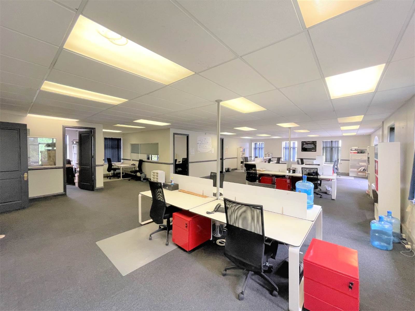 750  m² Office Space in Bryanston photo number 12