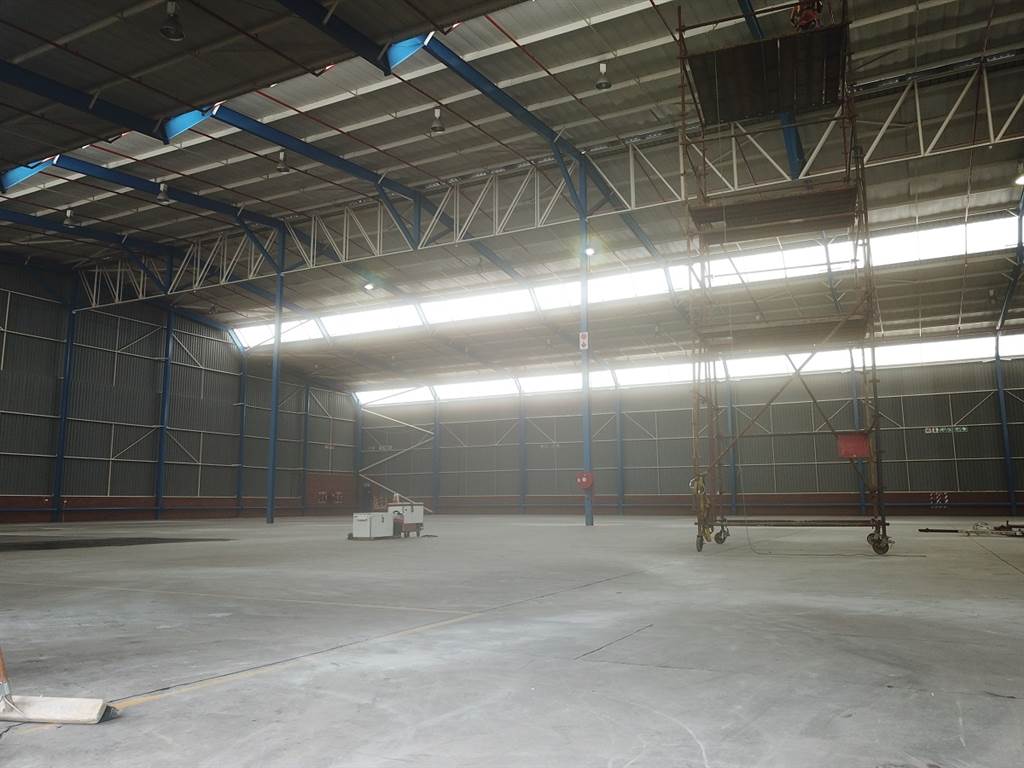 3430  m² Industrial space in Athlone photo number 14