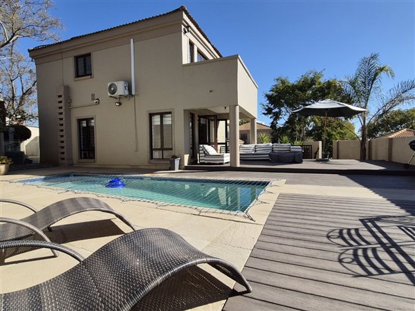 3 Bedroom House 3 Bedroom House