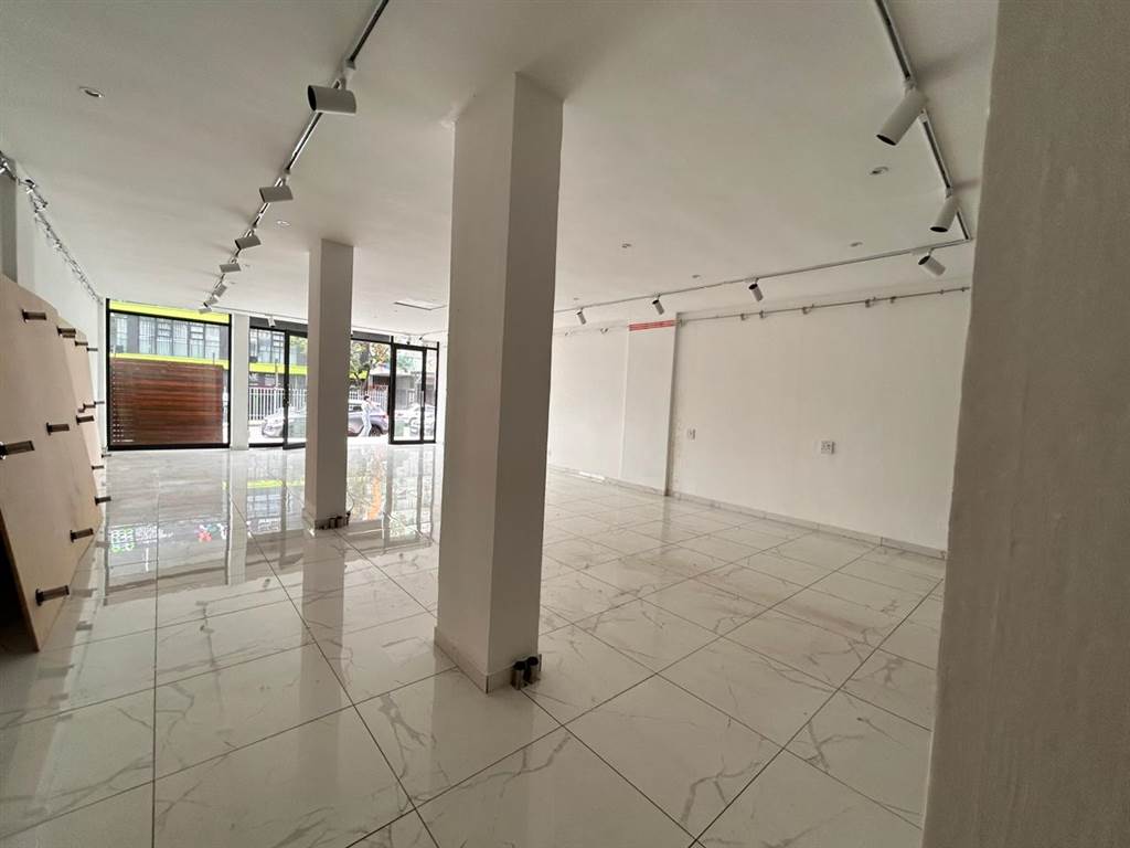 104  m² Commercial space in Greenside photo number 9