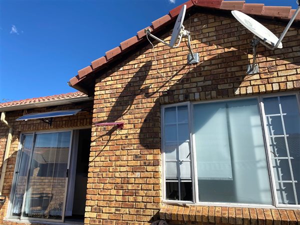 2 Bed Townhouse in Kyalami Hills