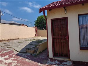 3 Bed House in Mahube Valley