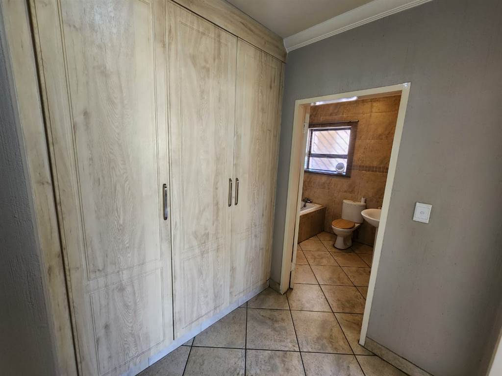 3 Bed Townhouse in Boksburg North photo number 12