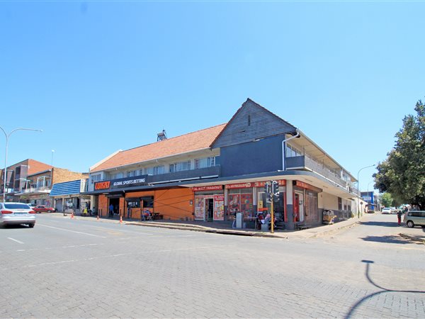 1 842  m² Commercial space