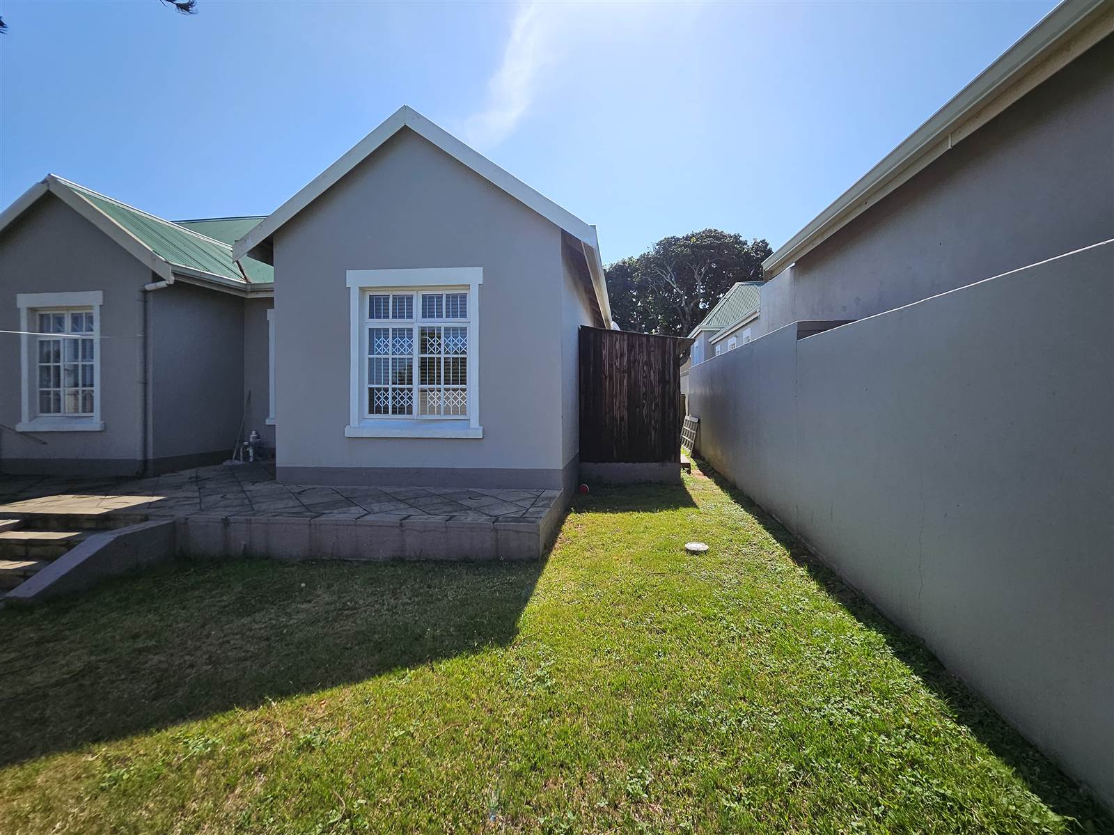 2 Bed House in Umbogintwini photo number 23