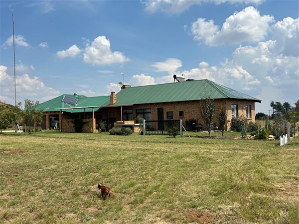 4.3 ha Farm 4.3 ha Farm