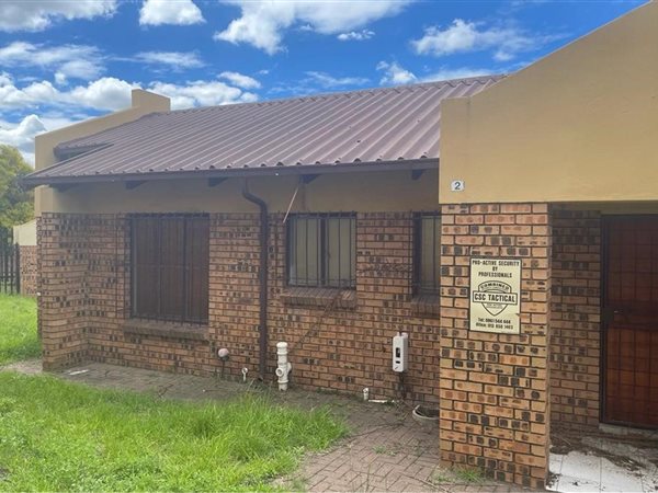 3 Bed Townhouse in Die Heuwel