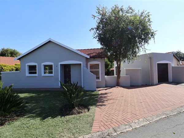 3 Bedroom Townhouse 3 Bedroom Townhouse