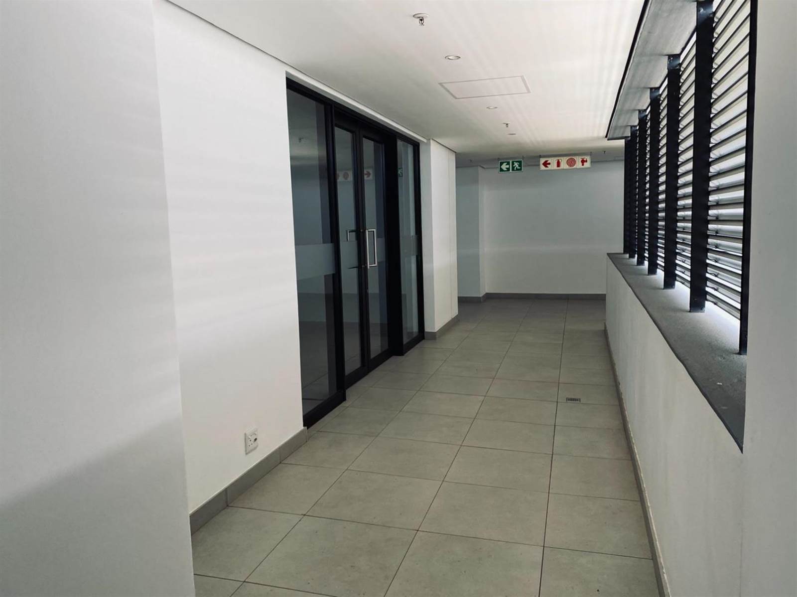 256  m² Commercial space in Umhlanga Ridge photo number 7