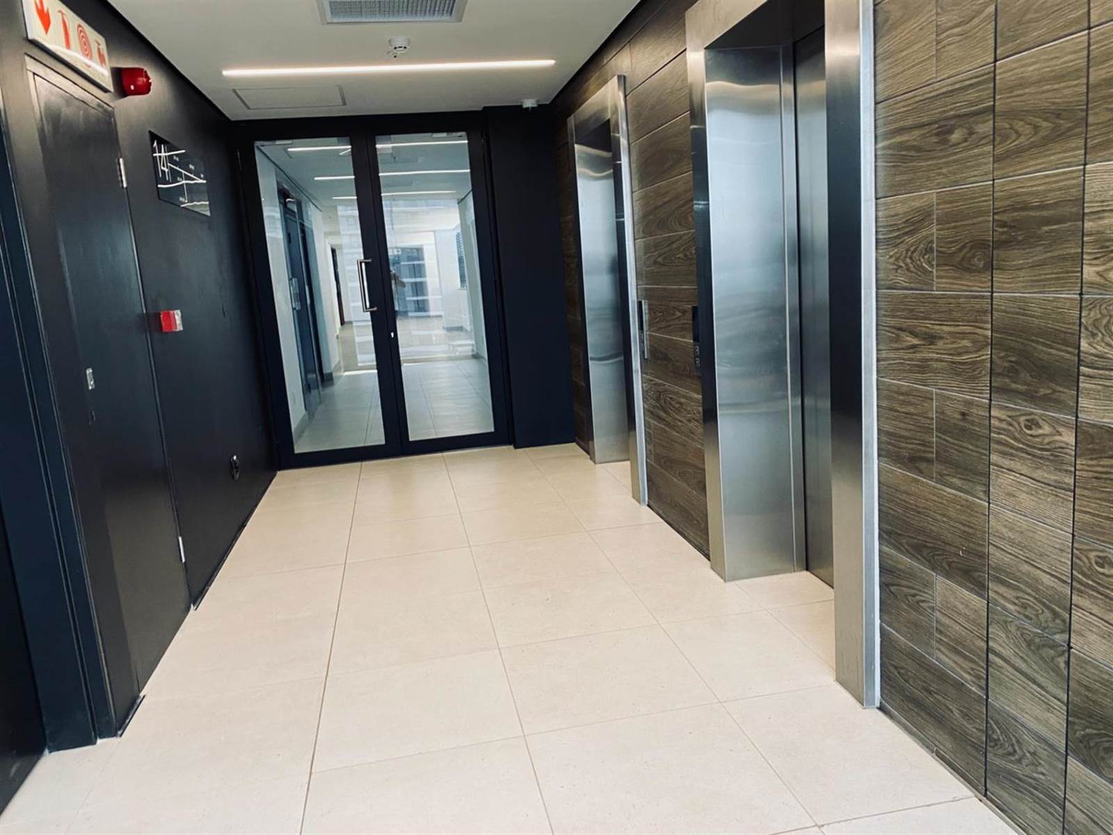 256  m² Commercial space in Umhlanga Ridge photo number 4