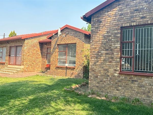 3 Bed House in Bloubosrand