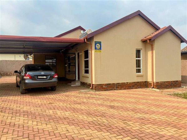 3 Bedroom House 3 Bedroom House